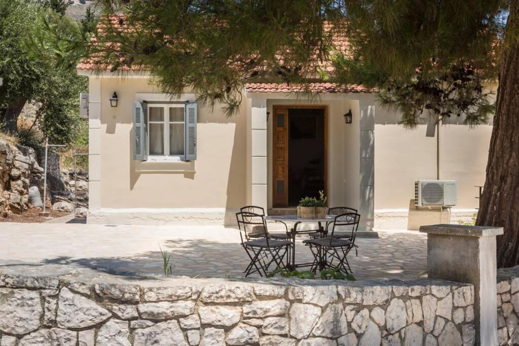 la casa di zia Anna Agia Efimia village Esterno foto